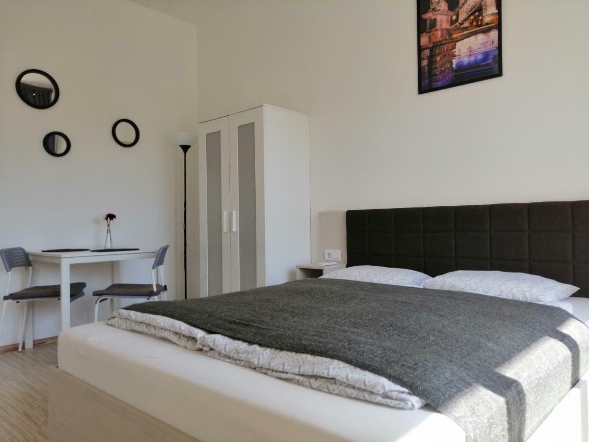 Zoom-Budapest Apartments Esterno foto