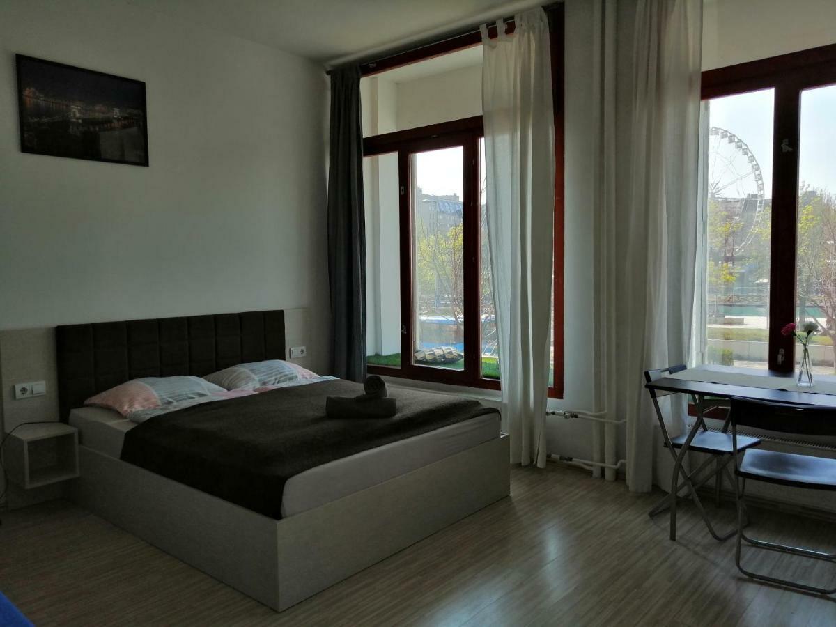 Zoom-Budapest Apartments Esterno foto