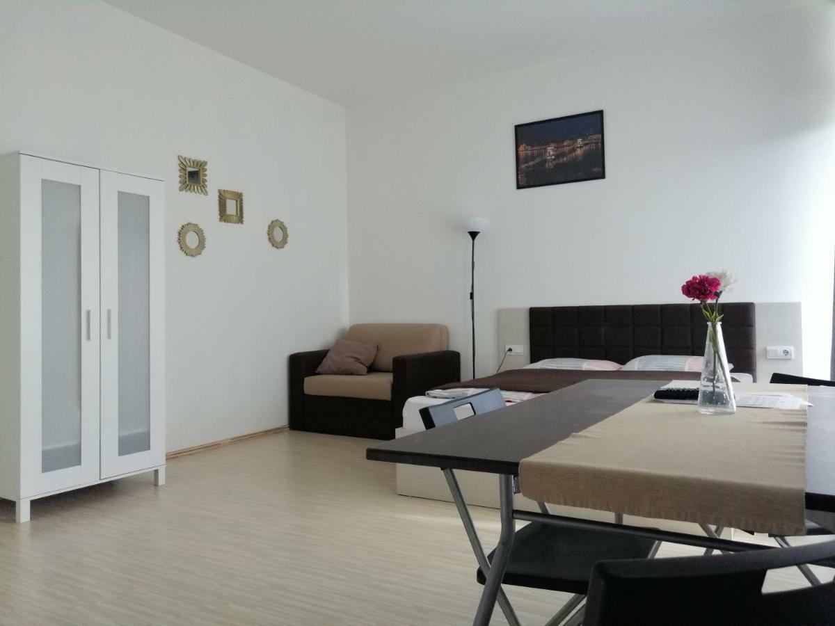 Zoom-Budapest Apartments Esterno foto